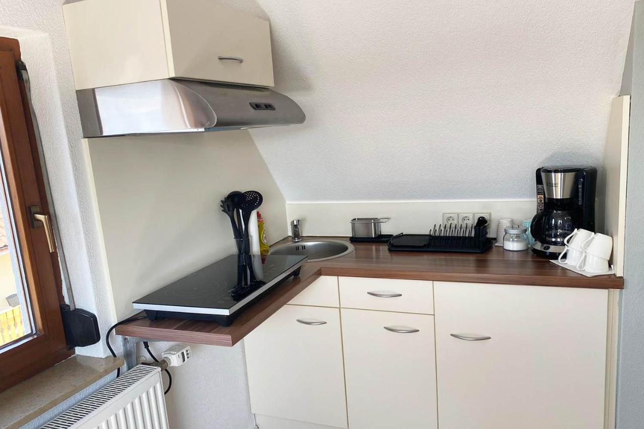 Gemuetliche 2 Zimmerwohnung Mit Tv Und Wlan Wendlingen am Neckar Kültér fotó